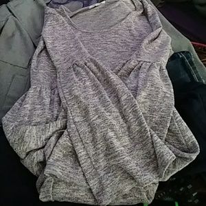 Long sleeve maternity top